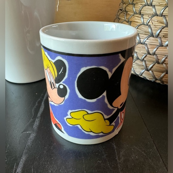 VINTAGE Disney Mickey Mouse Mug - Classic Comic-Style Design - Picture 2 of 10